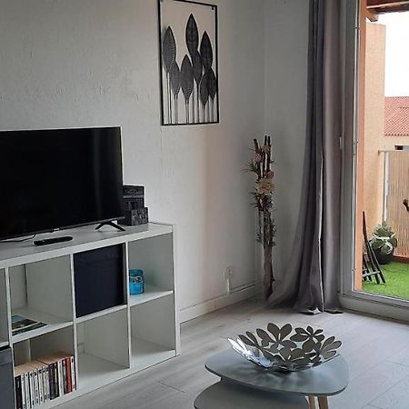 Superbe Appartement Avec Balcon Vue Mer ! Carqueiranne Exterior foto